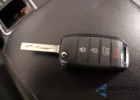 2019 Kia Sorento 2.4L Lx from USA, damaged, VIN 5XYPGDA30KG452389